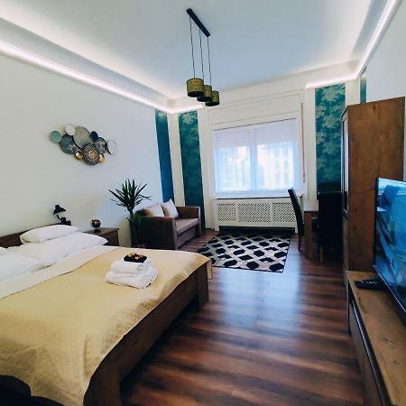 Central Palace Apartman 德布勒森 外观 照片