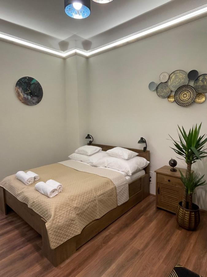 Central Palace Apartman 德布勒森 外观 照片