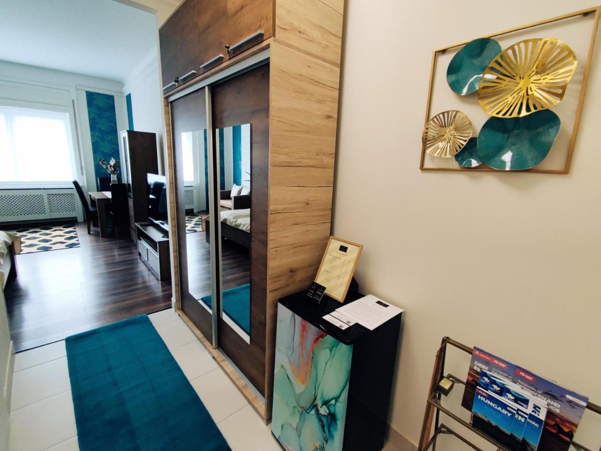 Central Palace Apartman 德布勒森 外观 照片